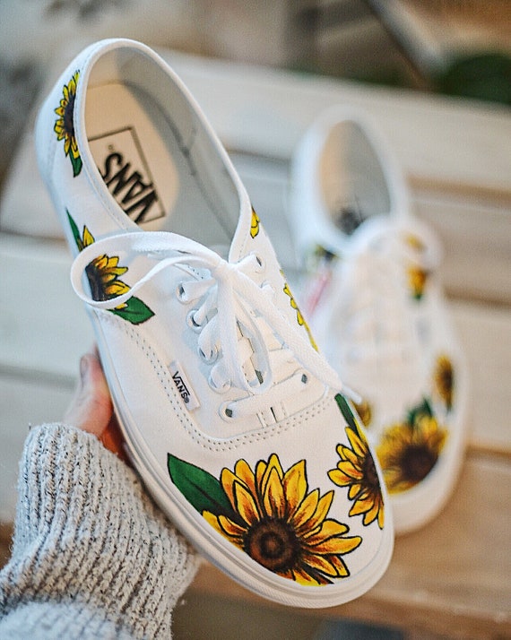Handpainted sunflower Vans  Vans shoes, Custom vans shoes, Vans shoes  fashion