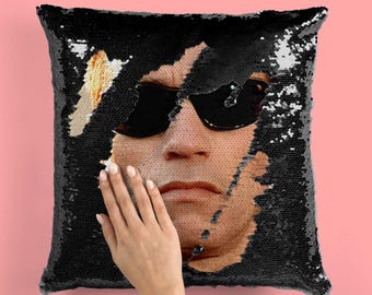 ARNOLD SCHWARZENEGGER - Fan Sequin Pillowcase