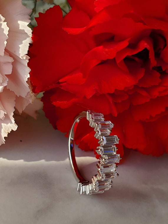 Baguette eternity band cz best sale