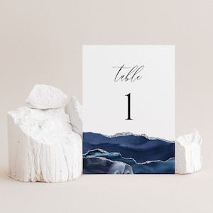 Modèle de numéro de table de mariage, modèle de carte modifiable, numéro de table de mariage bleu et argent, téléchargement de modèle, numéro de table modifiable