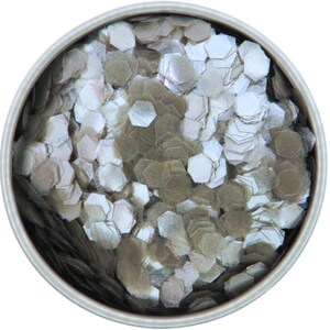 Silver Mist Super Chunky Eco Glitter - Leichter, weicher, biologisch abbaubarer Glitzer für Gesicht und Körper