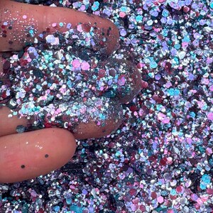 Lyra Eco Glitter: Turquoise, Purple, and Silver Biodegradable Cosmetic Glitter