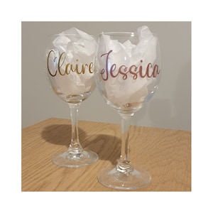 glass showing how you can put a vinyl decal on it, 
rose gold matte vinyl decal colour on one glass, gold matte vinyl decal colour on the other glass