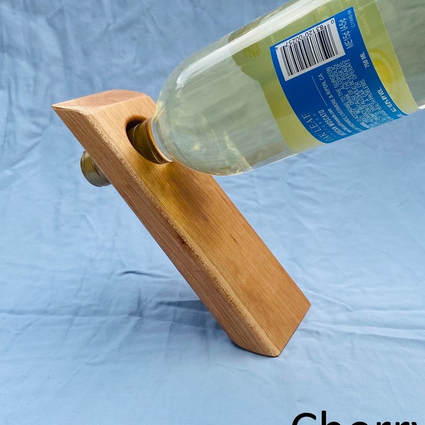 Magic balancing floating wine display