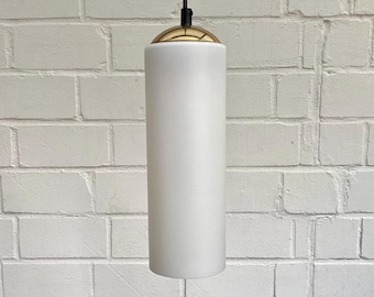 Prachtig gevormde Opaline Bauhaus Art Deco jaren 60/70 opaal glazen hanglamp