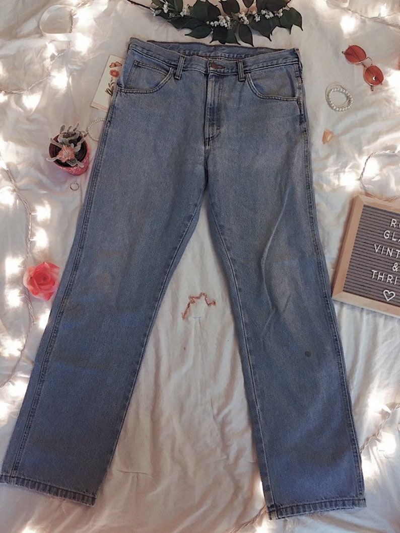 vintage light wash mom jeans