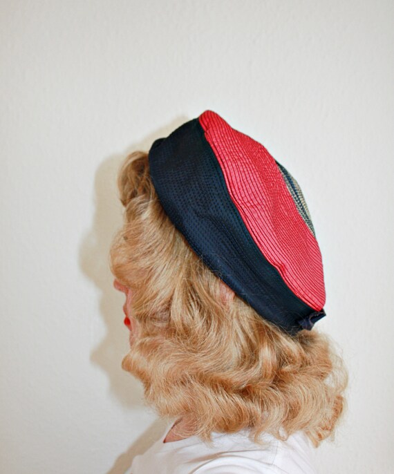 1940s Navy, Pink And White Soft Halo Hat - image 4