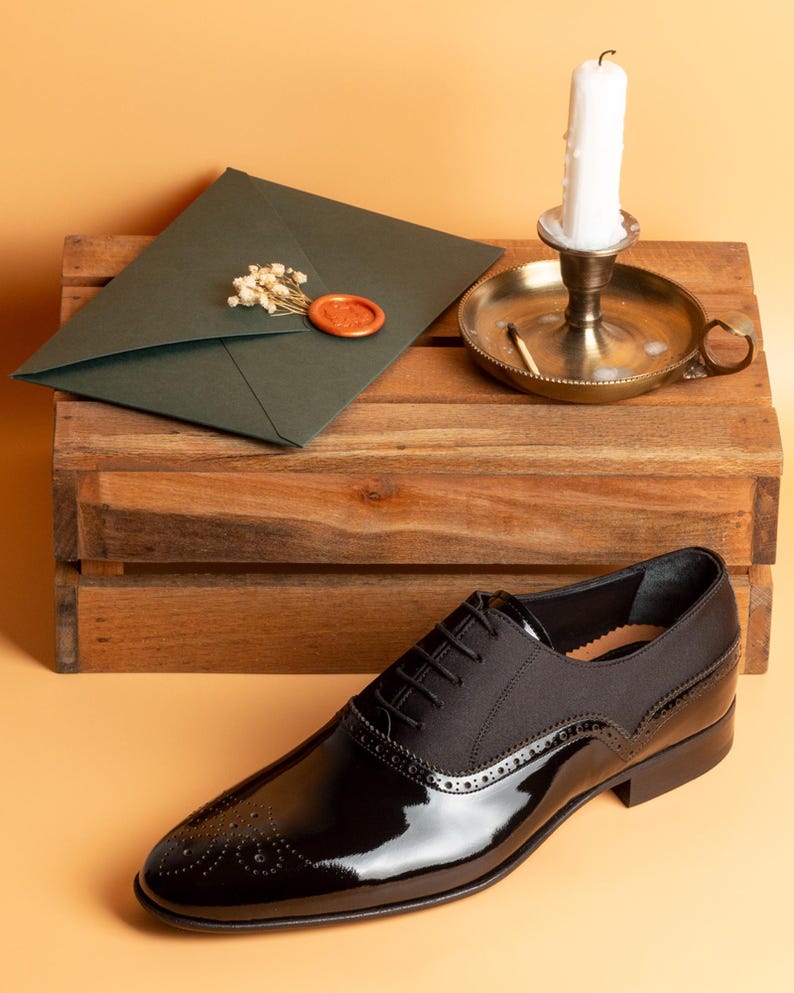 Zapatos Oxford Irazu de charol negro para hombre - Zapatos de vestir tipo esmoquin con costuras Blake imagen 4
