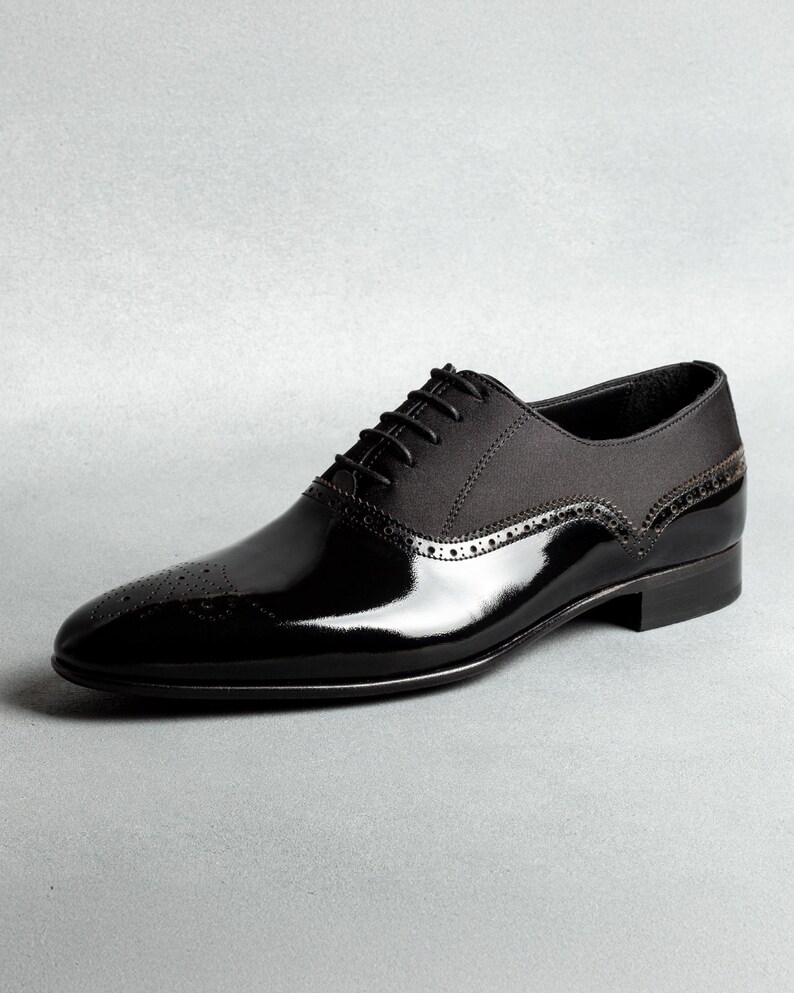 Zapatos Oxford Irazu de charol negro para hombre - Zapatos de vestir tipo esmoquin con costuras Blake imagen 2