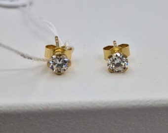 Brilliant stud earrings in 750 gold | diamond earrings 18 carat yellow gold | natural untreated diamond stud earrings real gold | brilliant studs