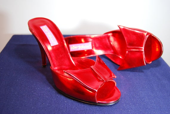 Patent Red Betsy Johnson slide/mule heels