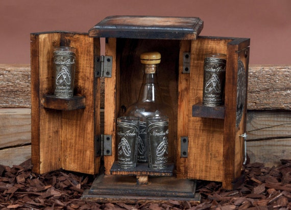 Tequila decanter SET - Luxury 840ml tequila carafe + 4 glasses on a wooden  stand (handmade)