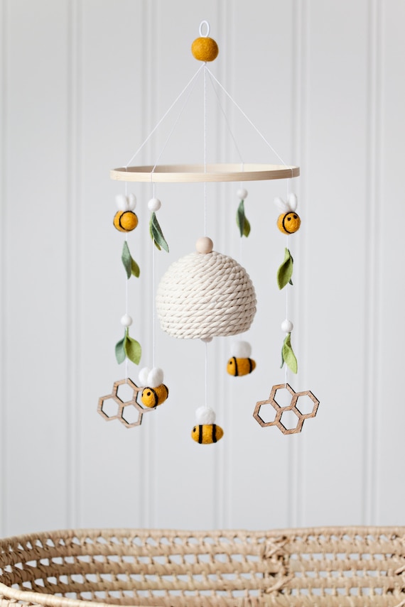 Bee hotsell cot mobile