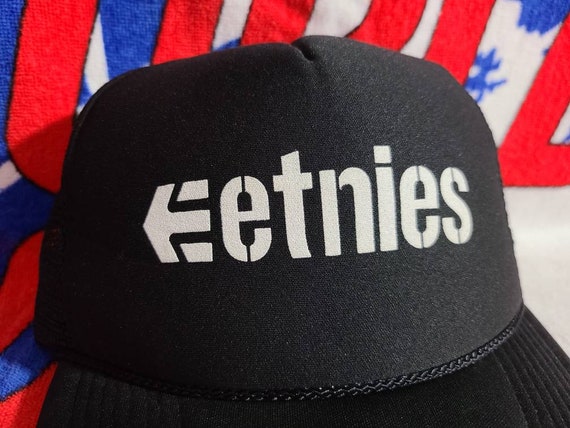 Etnies Skateboard Hat. Snapback. - Etsy 