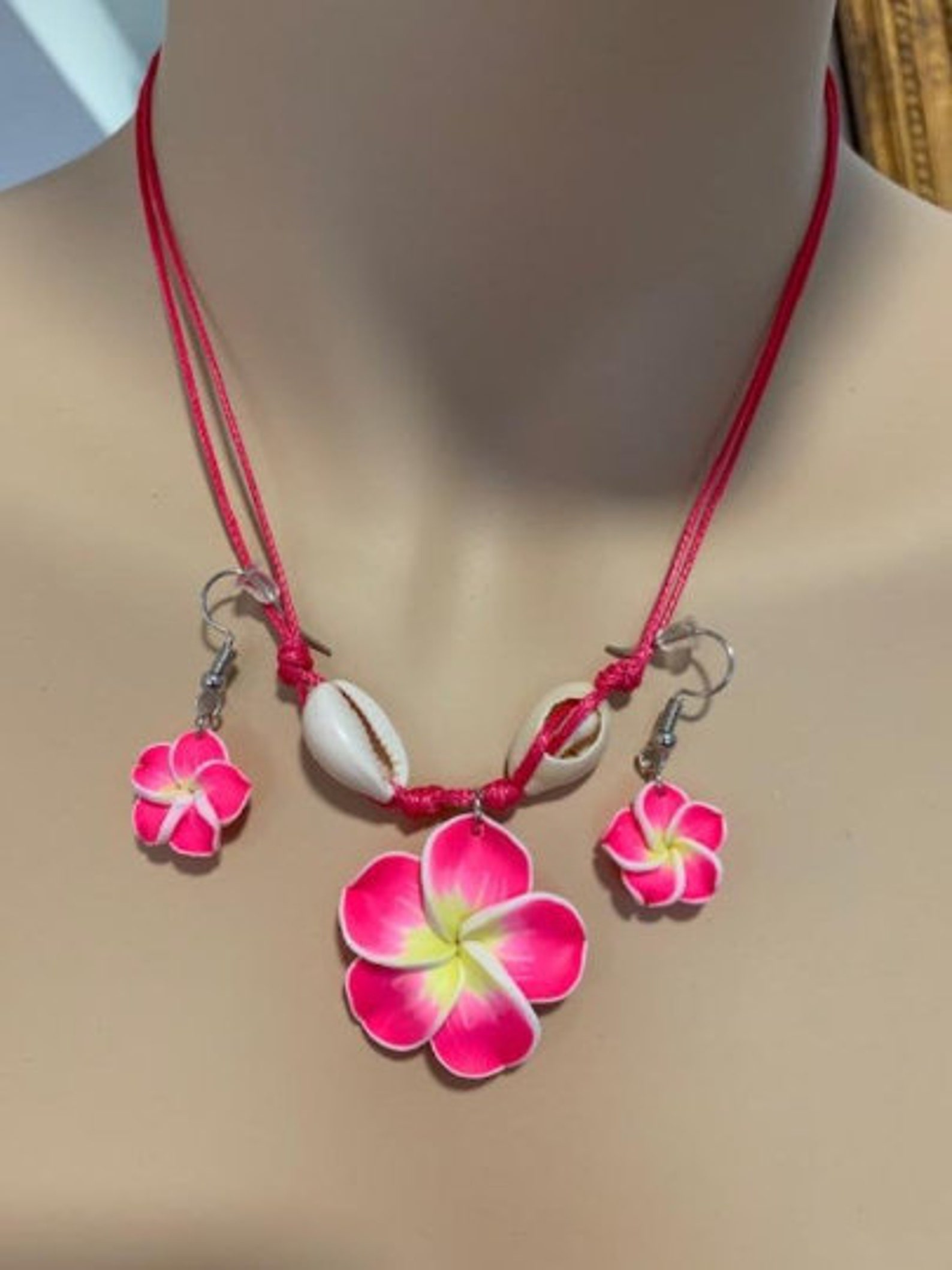 Acrylic Flower necklace and earrings with shells Pink Womens Etsy