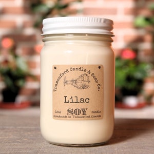Lilac Scented Candle - Fresh picked lilacs smells like the real thing