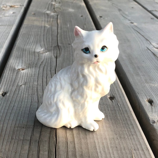 Vintage White Cat Kitten Ceramic Figurine Made in Japan Gift for Cat Lover Owner Retro Cat Decor