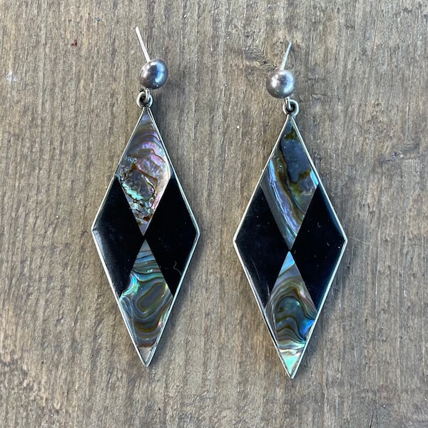 Vintage Black Enamel and Abalone Shell Alpaca Silver (Copper and Nickel) Diamond Shaped Dangle Earrings Made in Mexico Retro Costume Jewelry