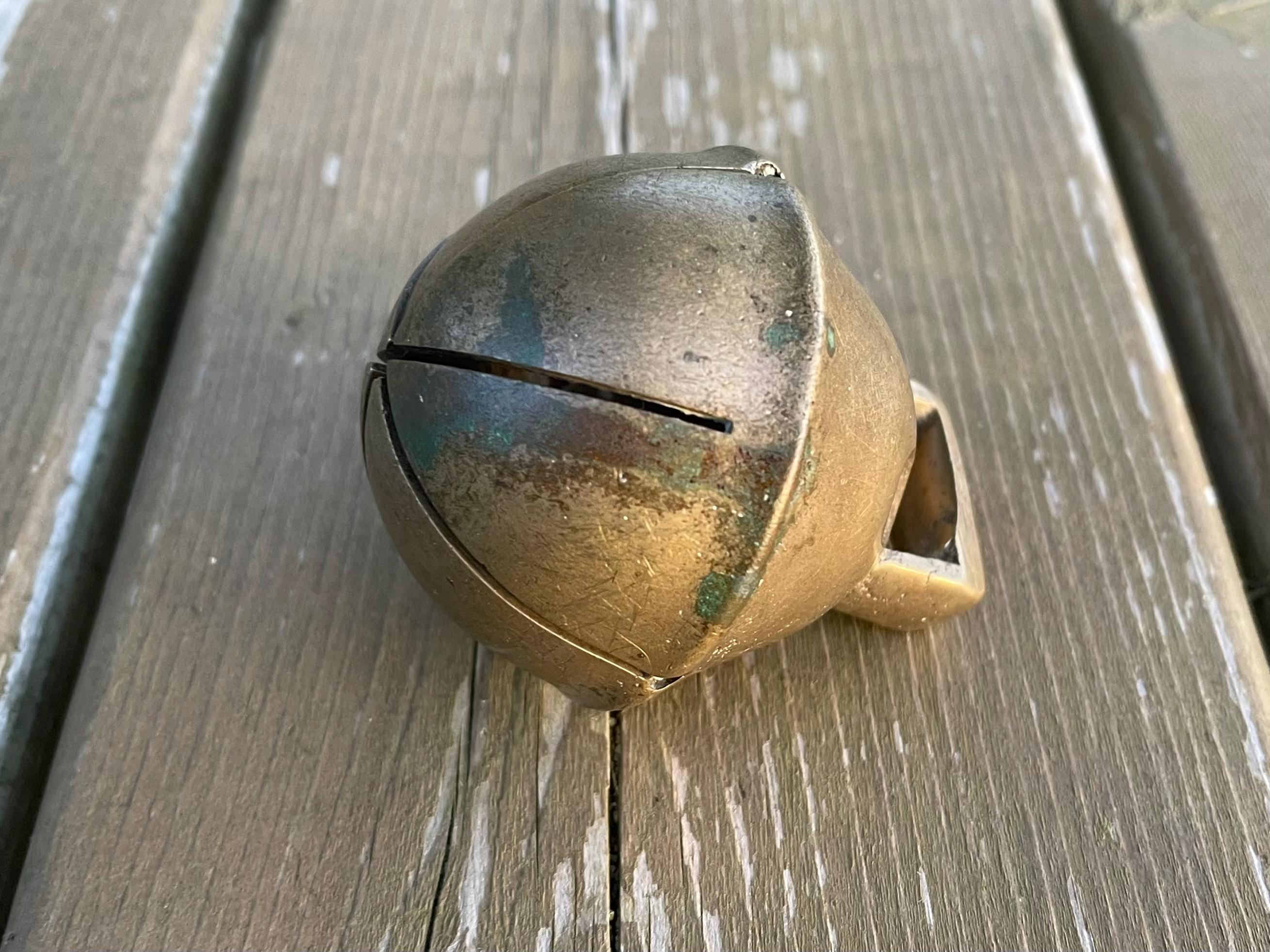 Ancienne cloche de vache en laiton, Suisse (Gebraucht) in Attalens für