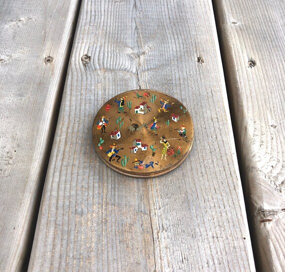 Vintage Circa 1950s Mexican Scene Gold Tone Presse