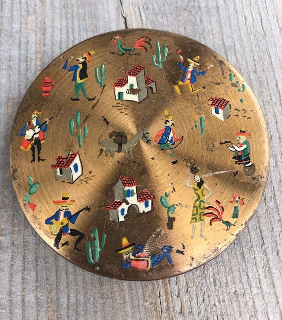 Vintage Circa 1950s Mexican Scene Gold Tone Press… - image 3