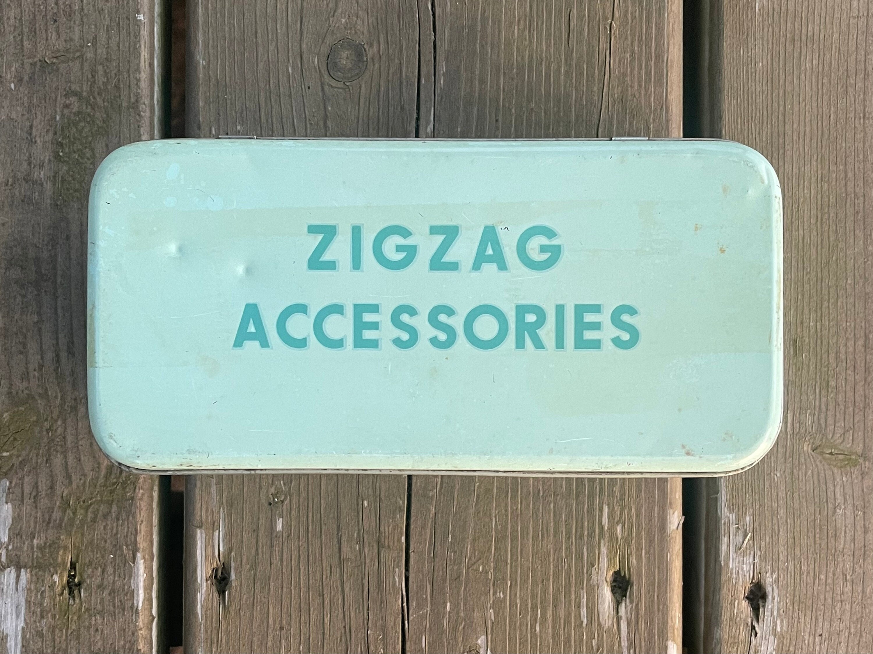 Vintage Zig Zag Accessories Blue Hinged Sewing Machine Accessories