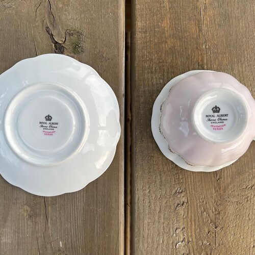 Vintage Royal Albert Invitation Series Pink shops and White Rose Design Wide Mouth Teacup Cup and Saucer Set Made in England