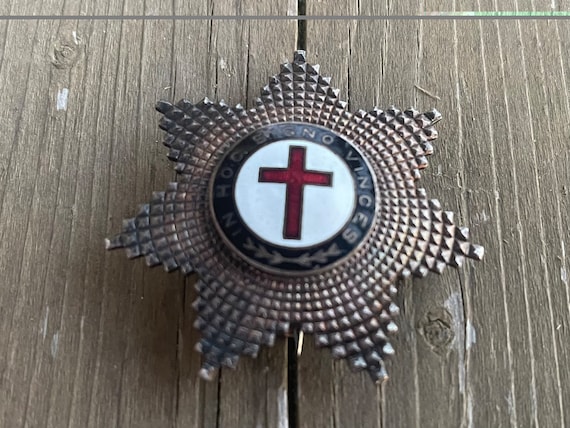 Vintage Masonic Silver Tone and Enamel in Hoc Signo Vinces “in
