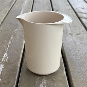 Vintage Danish Mid Century Modern MCM Melamine Erik Lehmann Beige Colored 1 Liter Spouted Pitcher Untensil Holder Made in Denmark