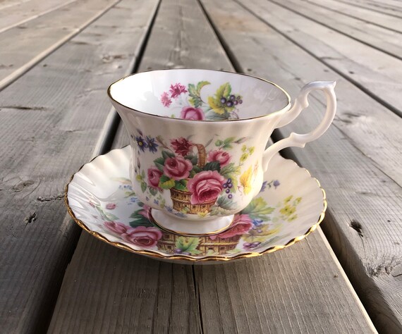 Royal Albert Cup and Saucer Basket of flowers (TRE) Royal Albert Cup and Saucer Basket of flowers (TRE)