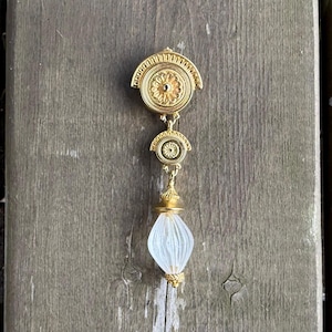 BEN-AMUN/ベンアムン】 PIN01 ブローチ Vintage Ben Amun Pin/ Brooch Gold Tone 3.5” Long | eBay