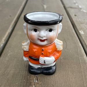 Ceramic Beefeater - Etsy
