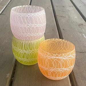 Set of Three Vintage Mid Century Modern Spaghetti String Textured Low Ball Roly Poly On The Rocks Glasses Retro Cocktail Glasses MCM Decor