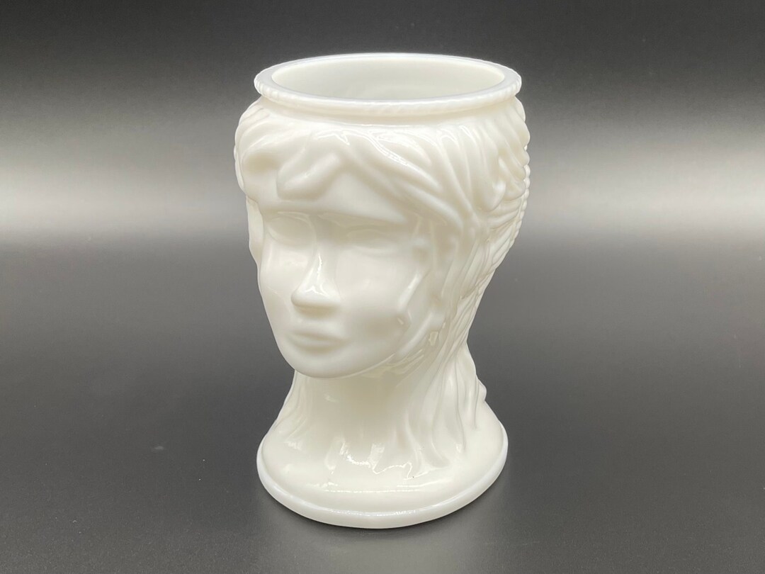 Vintage White Milk Glass Head Vase Planter Retro Indoor Gardening Succulent Planter Collectible