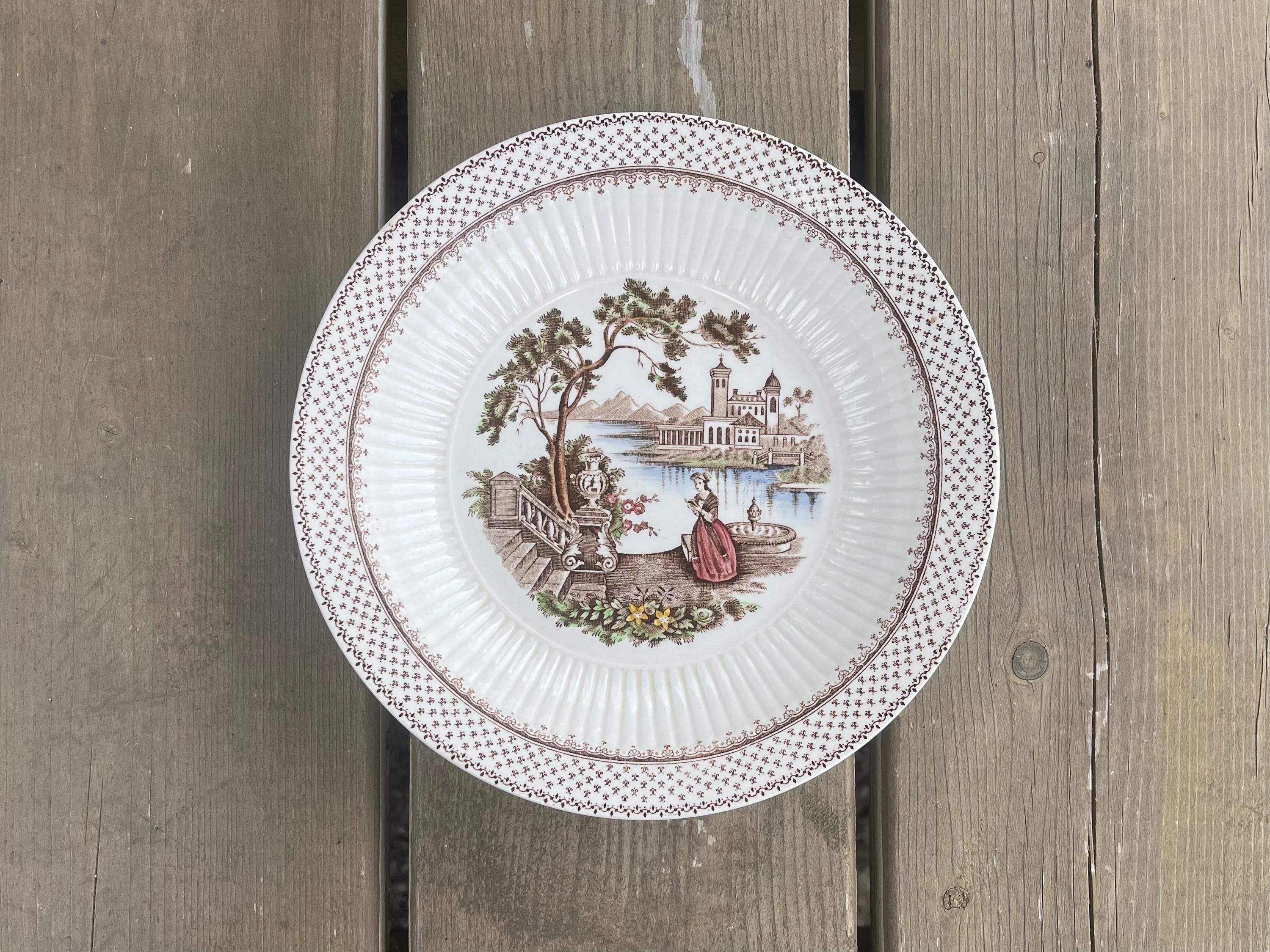  Antoinette 花柄皿 A1225 Royal Antoinette 花柄皿 A1225