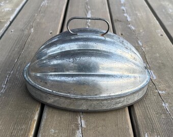 Antique Tin Melon Plum Dessert/Pudding/Jelly/Jello Mold Made in England Retro Kitchen Wall Hanging Baking Mold Pan