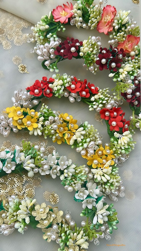 Artificial Fabric Flowers/moti Reusable South Indian Hair  display picture 1