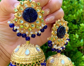 Oversized punjabi style gold finish Jhumka earrings/Tikka/head piece Jaggo/sangeet/bridal/gifts for her Indian Pakistani fashion jewelry