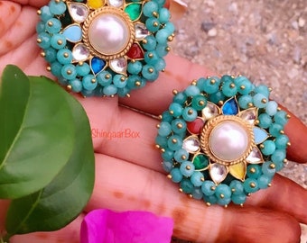 Sementales multicolores/navratna con racimos de moti y perlas Bollywood/joyería india