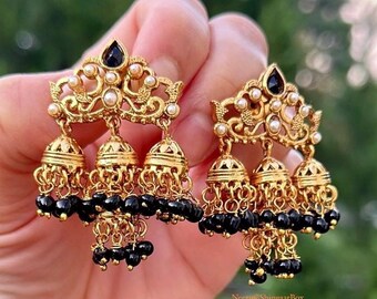 Elegantes pendientes Jhumki multimoti/perla/cuentas/acabado dorado, informales/elegantes/de boda/fiesta/novia, joyería india pakistaní de moda