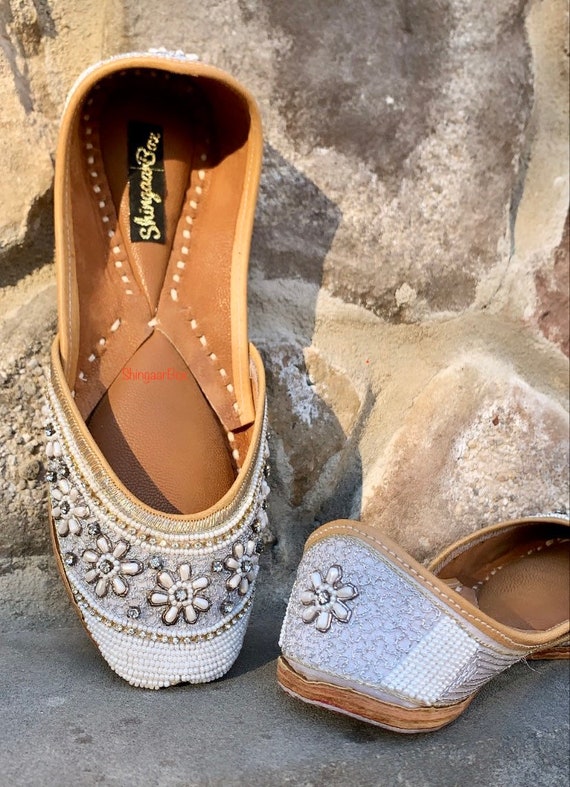Designer white Punjabi jutti shoes khussa casualwear wedding party with embroidered floral design stones and beads
