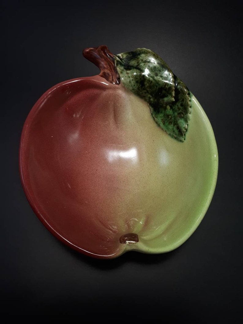 Vtg Apple Shaped Farmhouse Bowl