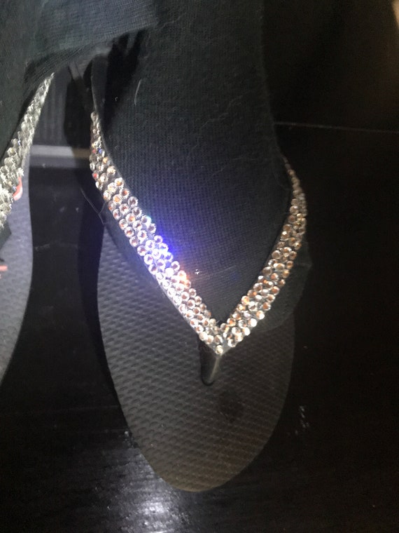 thin strap flip flops