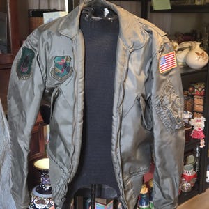 Vintage  U.S. Military CWU-36/P Summer Flyer's Jacket Size Small