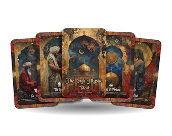 Puede incluir: Una baraja de cartas del tarot titulada "The Sufi Mystic Tarot". Las cartas presentan ilustraciones de figuras con vestimenta de Oriente Medio, con detalles dorados y azules. La carta central muestra una mezquita y una luna creciente. La baraja incluye cartas de Arcanos Mayores.