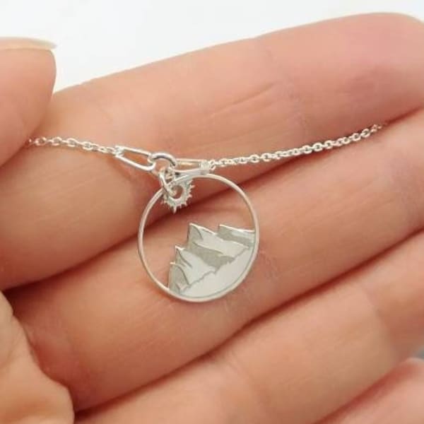 Bracelet de montagne en argent sterling, Les montagnes appellent, Bracelet Wanderlust, Bijoux de montagne