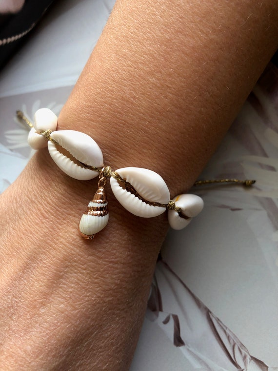DIY Cowrie Shell Bracelet for Men with Sliding Knot, Handmade Jewelry  Tutorial - YouTube