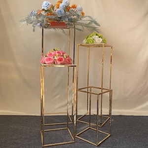 Soporte para flores de boda de oro brillante alto de 4 piezas, florero de metal, soporte de columna, centro de mesa geométrico, florero, centro de mesa de boda