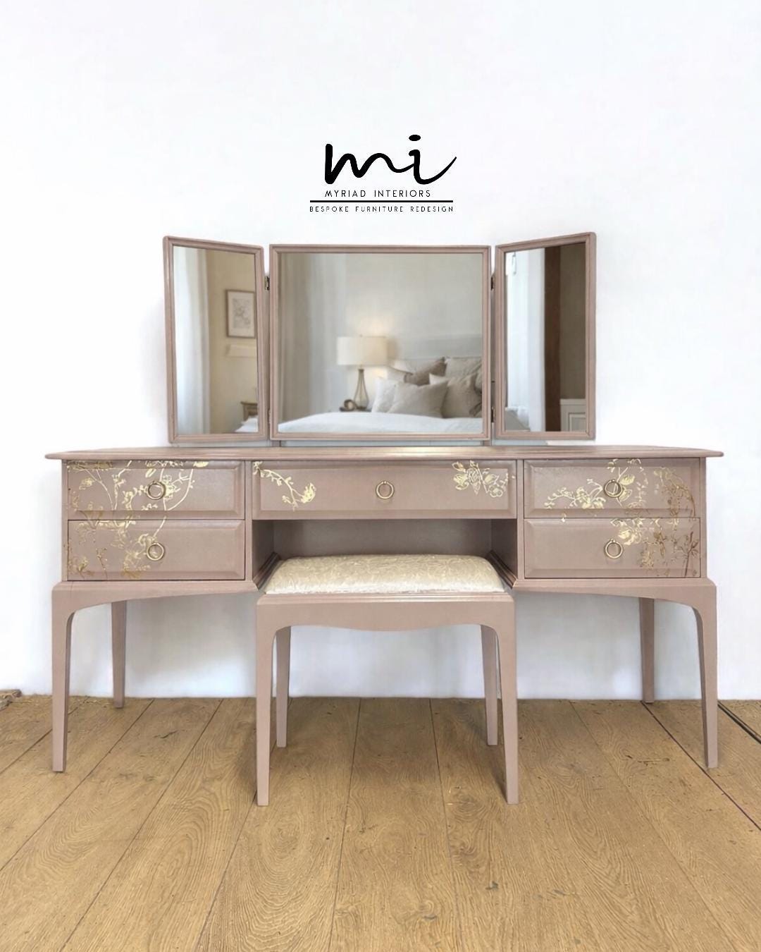 green emerald velvet dress Sanlo Wooden Vanity Make Up Table and Stool Set, Rose Gold  Roundhill  Furniture