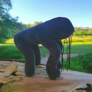 Day 17 Horror Plush Monster Toy Inspired by Trevor Henderson – creepy stuffed gift for gamers and collectors